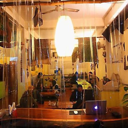 فاراناسي Bona Cafe Restaurant & Sala Guest House المظهر الخارجي الصورة